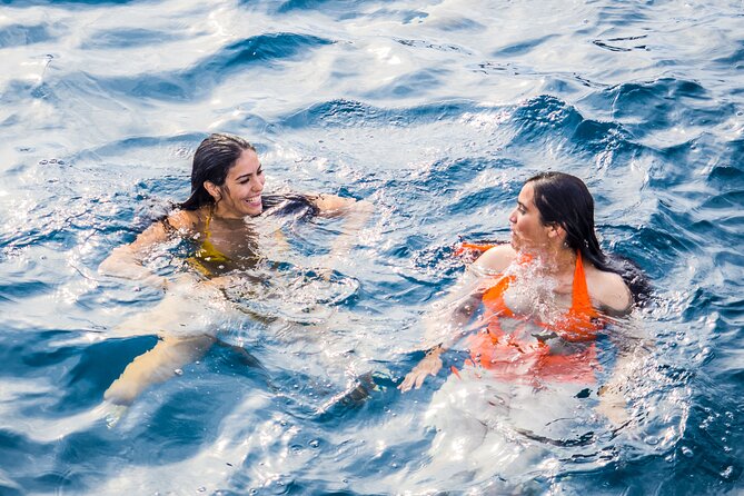 A day at Sea aboard Mundo Marino Catamaran in Valencia - Booking Timing, Group Size, and the Mood on Board