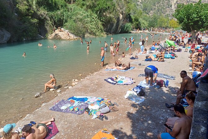 A day tour in Montanejos hot springs. - Fuente de los Baños de Montanejos: where the thermal time happens