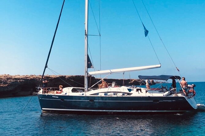 Boat trip Valencia - Stop 2: Malvarrosa Coast Hour With a Real Sailing Feel