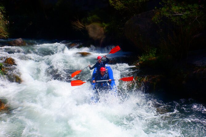 Cano-Rafting - Group size and the vibe: why max 22 helps