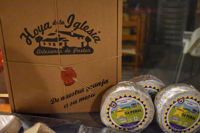 Cheese Factory Workshop with Wine Tasting in Requena, Valencia - Create your own cheese workshop: hands-on, then instant payoff