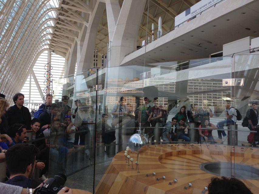 City of Arts and Sciences & Oceanografic 2-Hour Guided Tour - Príncipe Felipe Science Museum: where that “hands-on” promise actually lands
