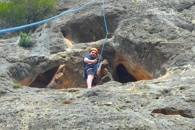 Climb In Montanejos For Beginners - What You Actually Do on the Rock Face