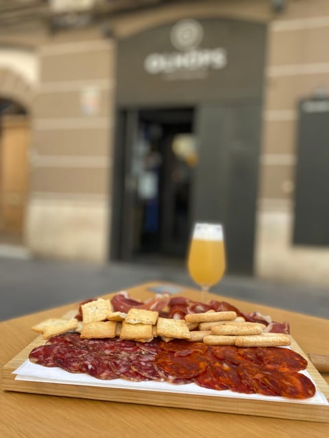 Craft Beer Tour and Tapas in Ruzafa - Valencia - Stop 4: Olhops Craft Beer House for the scene reference moment