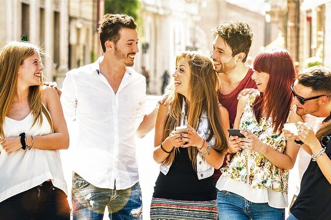 e-Scavenger hunt Valencia: Explore the city at your own pace - A self-guided puzzle route through Valencia’s key landmarks
