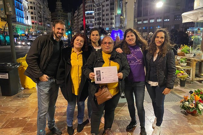 Escape game Valencia, will you survive the failures? - Guides who keep the clue train on track: Alba, Naiara, Martin, and Tedi