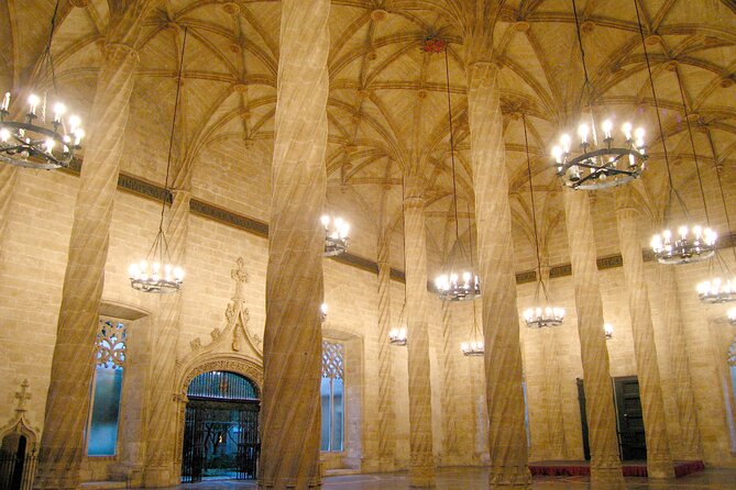 Essential Valencia and its World Heritage sites - A two-hour UNESCO-style Old Town walk that helps you steer your trip