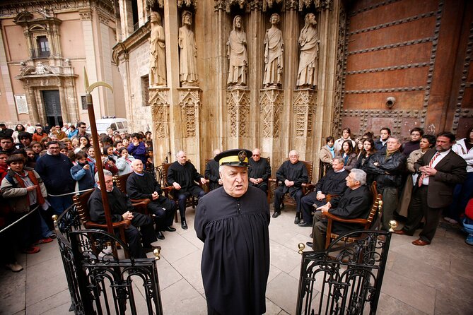 Essential Valencia and its World Heritage sites - Valencia Cathedral (exterior only): The Holy Grail is part of the story