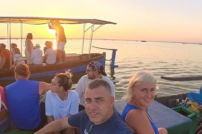 Excursion to the lagoon, sunset and boat ride. - Pickup, timing, and what to bring for a 6 pm departure