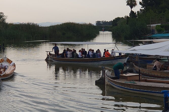 Excursion to the lagoon, sunset and boat ride. - Who this tour suits best (and who may want a different plan)
