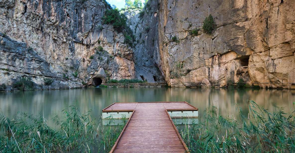 From Costa Blanca: Chulilla and the Hanging Bridges Day Trip - Hoces del Turia: what the ecosystem stop actually adds