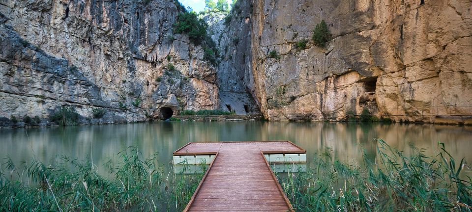 From Costa Blanca: Chulilla and the Hanging Bridges Day Trip - Chulilla’s castle ascent: stairs with a payoff