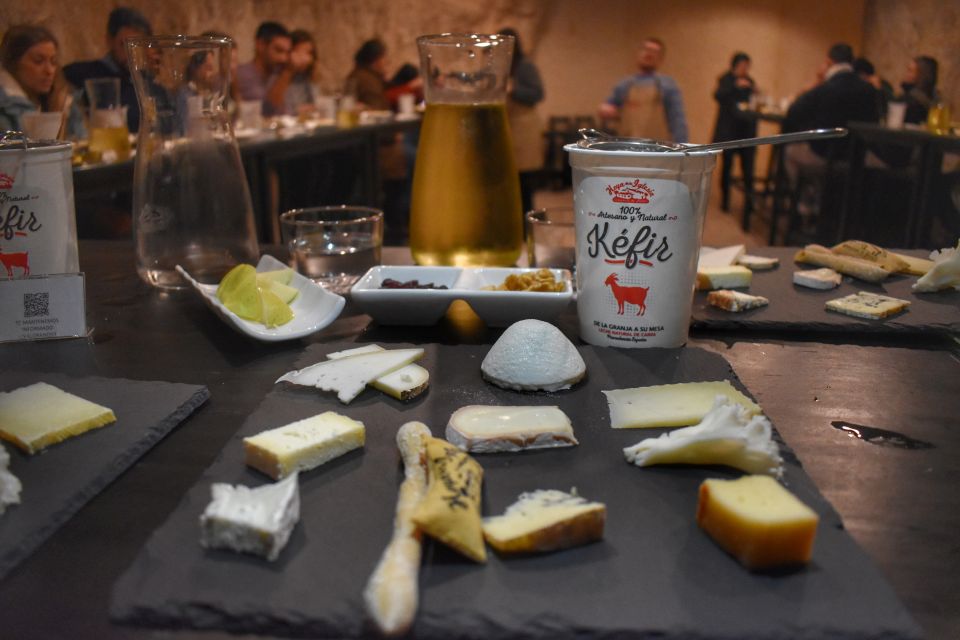 From Valencia: Guided Cheese Factory Tour with Wine Tasting - Utiel-Requena from Valencia: the quick route to real wine country