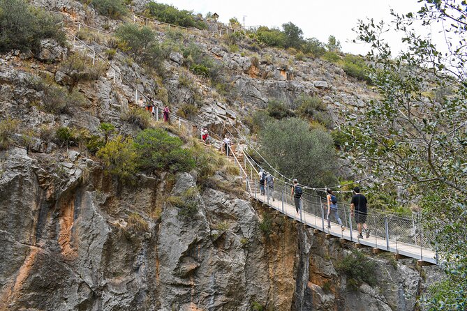 From Valencia: Hiking and Hanging Bridge Adventure in Chulilla - The Small-Group Advantage: Guide Style, Photo Stops, and Easy Conversation
