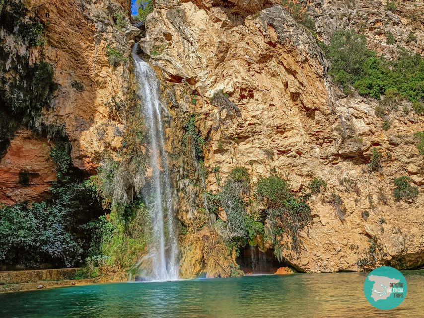 From Valencia: Hiking Tour to Two Stunning Waterfalls - Getting from Valencia to the trailhead without losing your morning