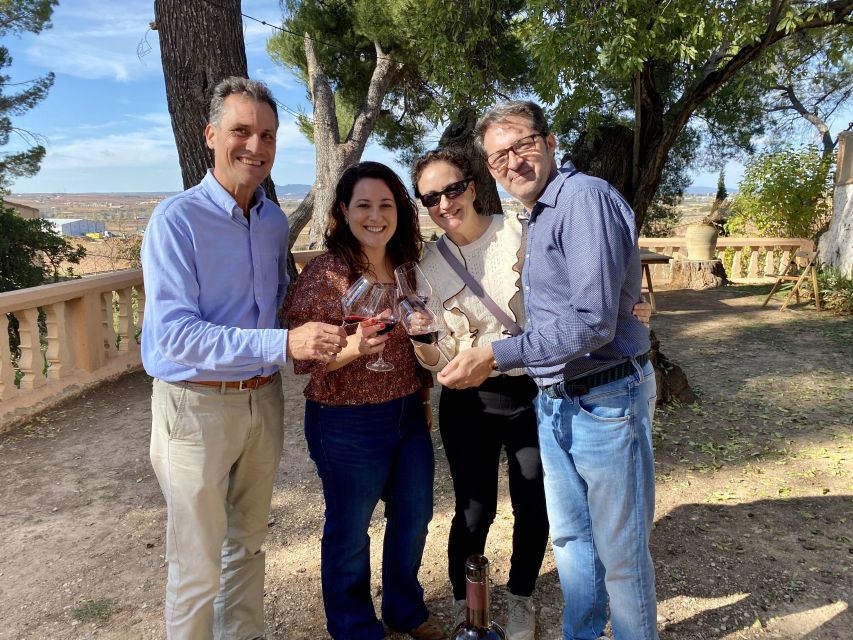 From Valencia: Utiel-Requena Wine Tour and Traditional Lunch - The guides: why the human touch matters on a wine day