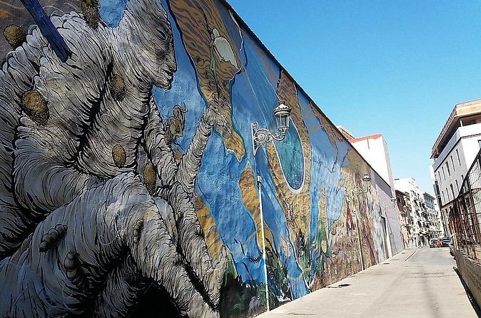 Grafiti tour and Carmen Quarter - What makes this tour feel worth it: guide time plus smart stops