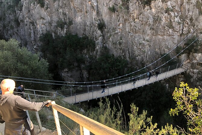 Hike Hanging Bridges and Canyon Túria - Chulilla - OFFICIAL GUIDE - Chulilla’s hanging bridges and Turia Canyon: what you’ll really do