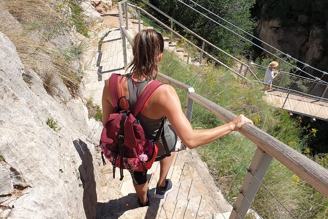 Hike Hanging Bridges and Canyon Túria - Chulilla - OFFICIAL GUIDE - Charco Azul swim and the optional Chulilla finish: castle or cerveza