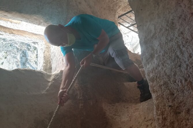 Historic Bocairent, Covetes del Moros Caves and Pou Clar Pools - Stop 2: Covetes dels Moros caves and the art of not ducking too late