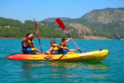 Kayak Routes In A Lake - On-the-water route: pine forests, shorelines, and the flooded past