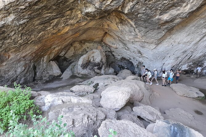 Montanejos: Do an Epic Hike and Swim in Thermal Waters - Should you book this Montanejos hike and thermal swim?