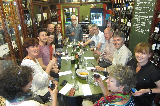 Private premium wine tasting with snacks in Valencia's old town - Private and Personalized: Why the Small-Group Setup Matters
