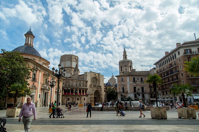 PRIVATE Walking Tour Historical Center with Local Expert - Key Points You’ll Care About