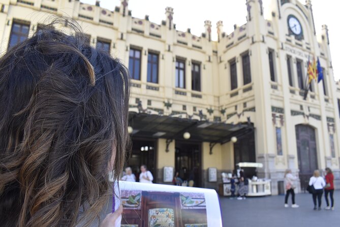 Private Walking Tour of Games and History in the Center of Valencia - Valencia Cathedral and El Micalet: outside learning, optional climbs for pay-as-you-go views