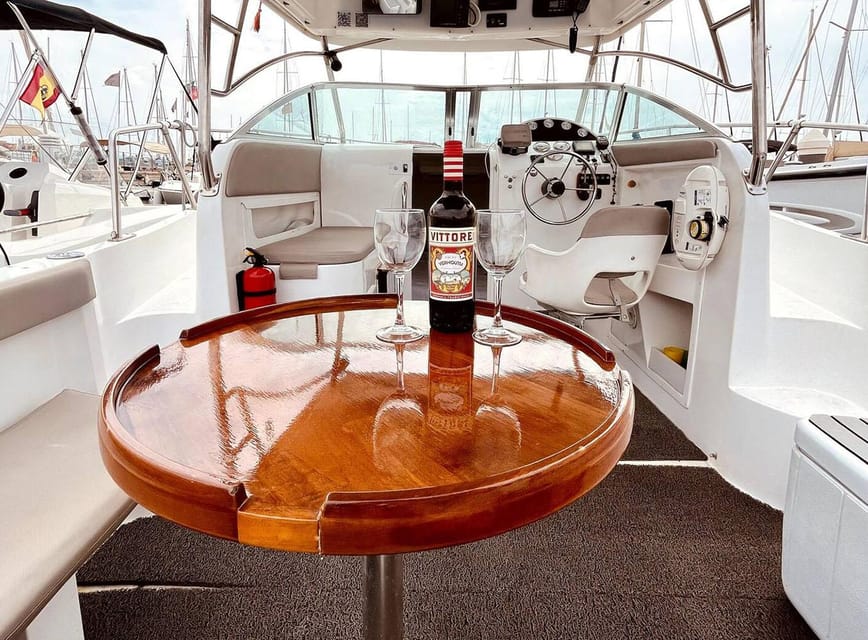 Rent Boat Valencia Yatch Polonova with capitan and drinks - Best Fit: Families, Friends, and Small Corporate Groups