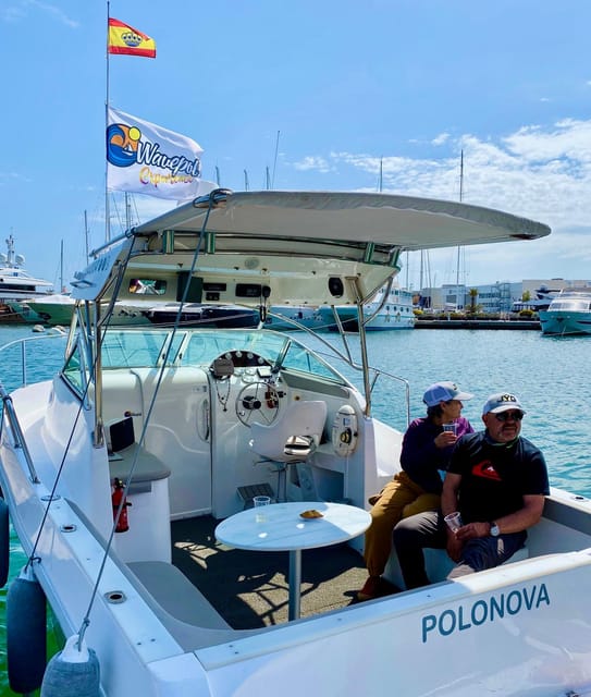 Rent Boat Valencia Yatch Polonova with capitan and drinks - Inside the Polonova: Comfort, Cabin, and Bathroom