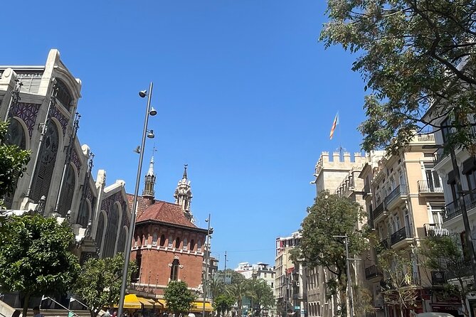 Savor Spain: Your Ultimate Tapas Tour Guide - Drinks Included: Wine, Beer, and the “One per Location” Setup