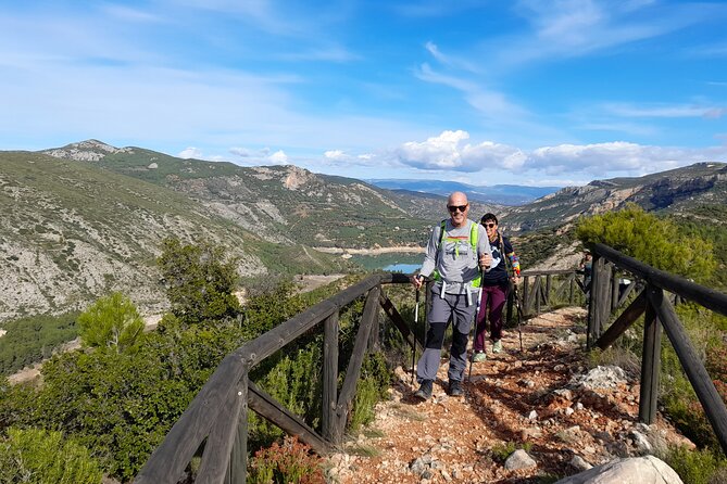 Stunning Hike around Buseo reservoir - Hike distance, pace, and terrain reality check