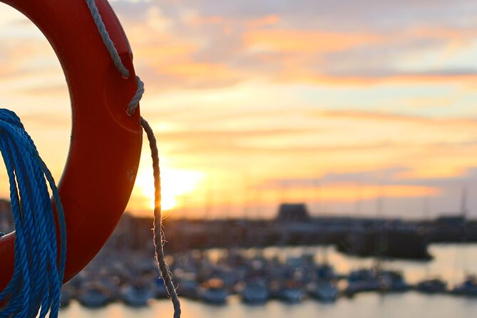 Sunset in Valencia from the Catamaran Mundo Marino - Toilets and practical basics (the small things that matter)