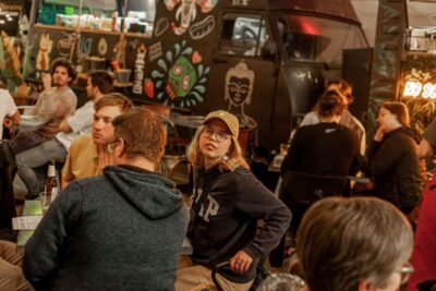 The Biggest Pub Quiz in Valencia - How the 2.5-hour format actually works on the night