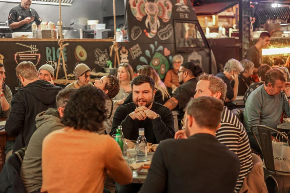 The Biggest Pub Quiz in Valencia - Price and value: why $5 per person can feel like a steal