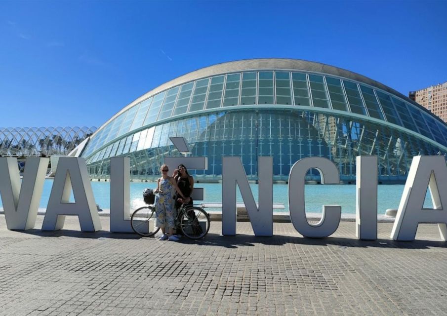 Valencia: Audioguide eng,esp,ita + Bike All Day - Price and Value: Why $20 Can Work Better Than a Classic Tour