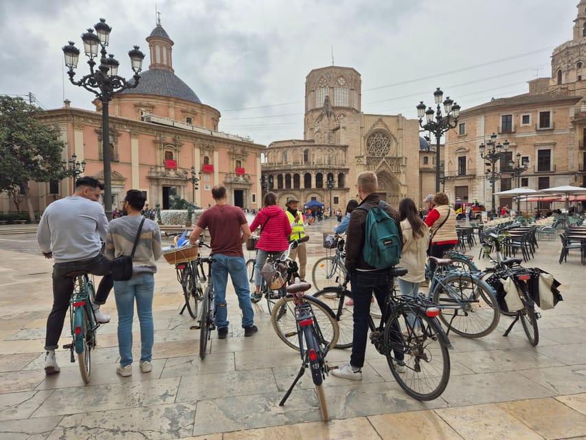Valencia, Biketour of all the city with a local guide - How the pacing works (and where you might notice it)