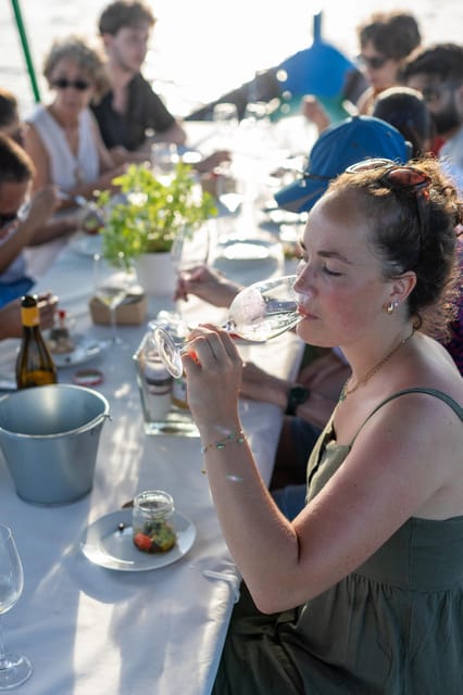 Valencia: Boat Ride with Valencian Wine Tasting & Tapas - Who this tour fits best (and who should skip it)