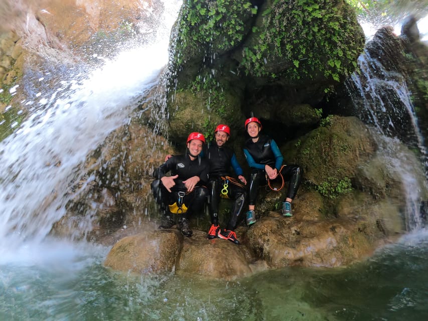Valencia Canyoning. Experience for everyone - Included gear vs what you should pack