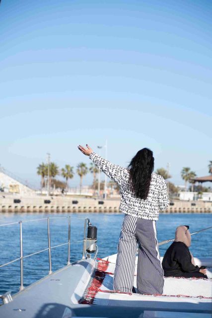 Valencia: Catamaran Party Boat - Paella on the High Seas: When It’s Worth Choosing