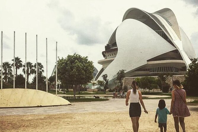 Valencia: City of Arts and Sciences Private Walking Tour - Key points to know before you go