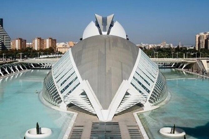 Valencia: City of Arts and Sciences Private Walking Tour - Umbracle: garden-walk views that tie the whole complex together