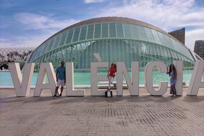 Valencia Complete Full Private Day with Hotel Pick up - Admission Choices: How to Pick Your Two Included Sights