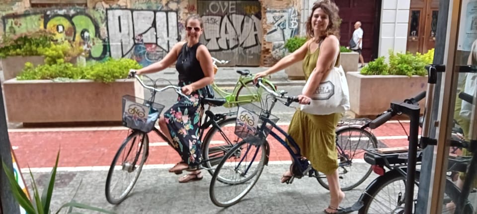 Valencia: Essentials Bike Tour from Ruzafa - Plaza de Toros and Estación del Norte: Classic Valencia Meets the Rails