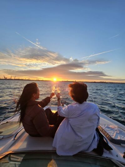 Valencia: Exclusive Sunset Cruise with Drink - The Included Drink: Cava, Tinto de Verano, and Why One Sip Changes the Mood