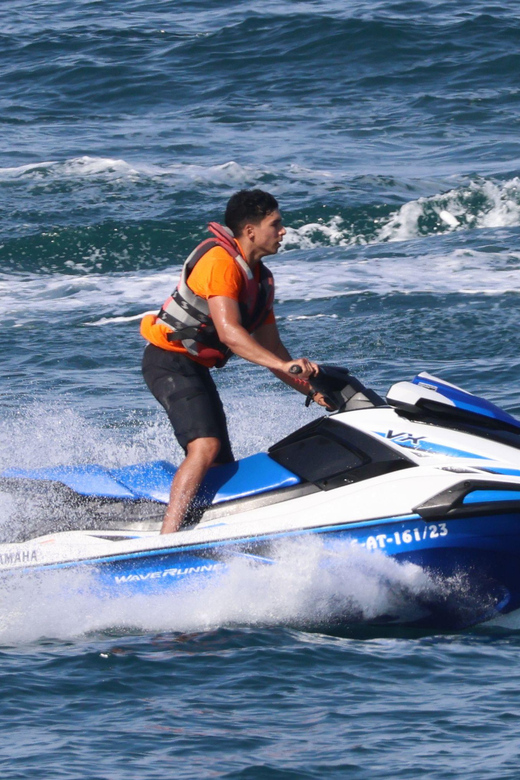 Valencia: Excursión en Moto de Agua + Paddle Surf - Adding paddle surf: the calmer second act
