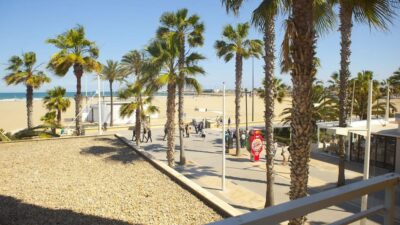 Valencia: Fantastic Segway Tour from the Center to the Beach - Torres de Serranos: Starting With Valencia’s Signature Gate