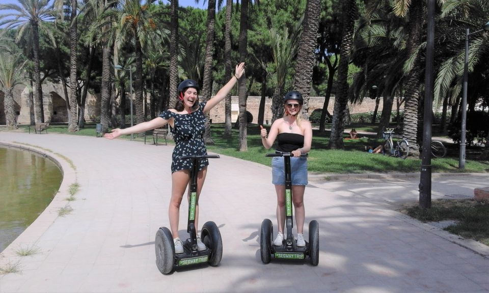 Valencia: Garden & Palace Music Segway Tour - First ride sights: Trinity Bridge and the old Valencia river story