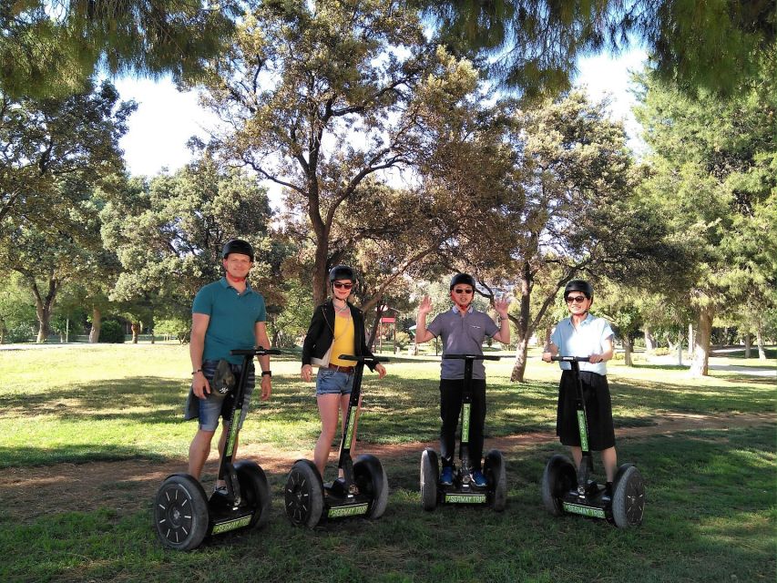 Valencia: Gardens Segway Tour 1h. - Weather-smart planning: raincoats and a calm route help